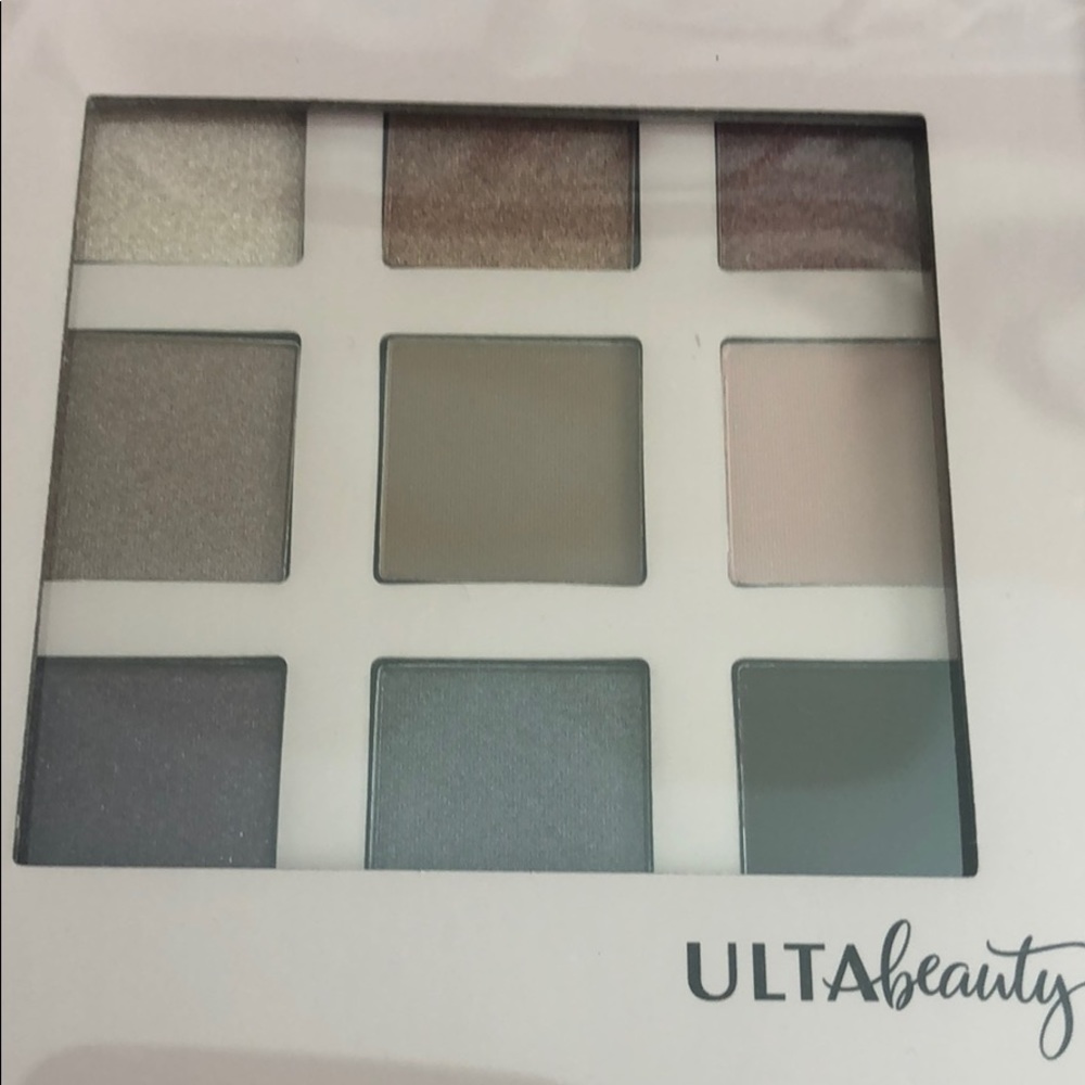 25 piece Makeup bundle. 💚HP💛 - Picture 3 of 8